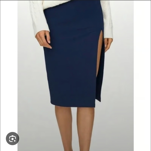 NWT Babaton Pencil Slit skirt in navy blue size 4 - Picture 1 of 7